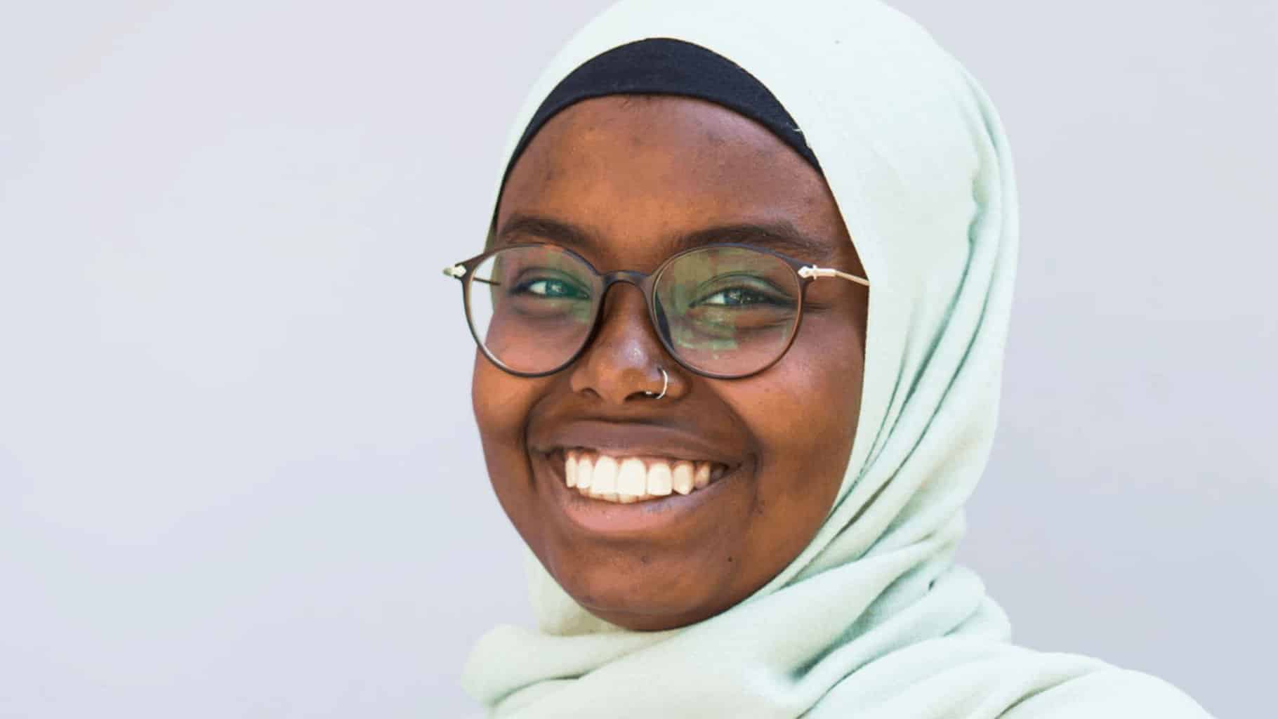 Azima-Training: Munira Mohamud über Rassismus