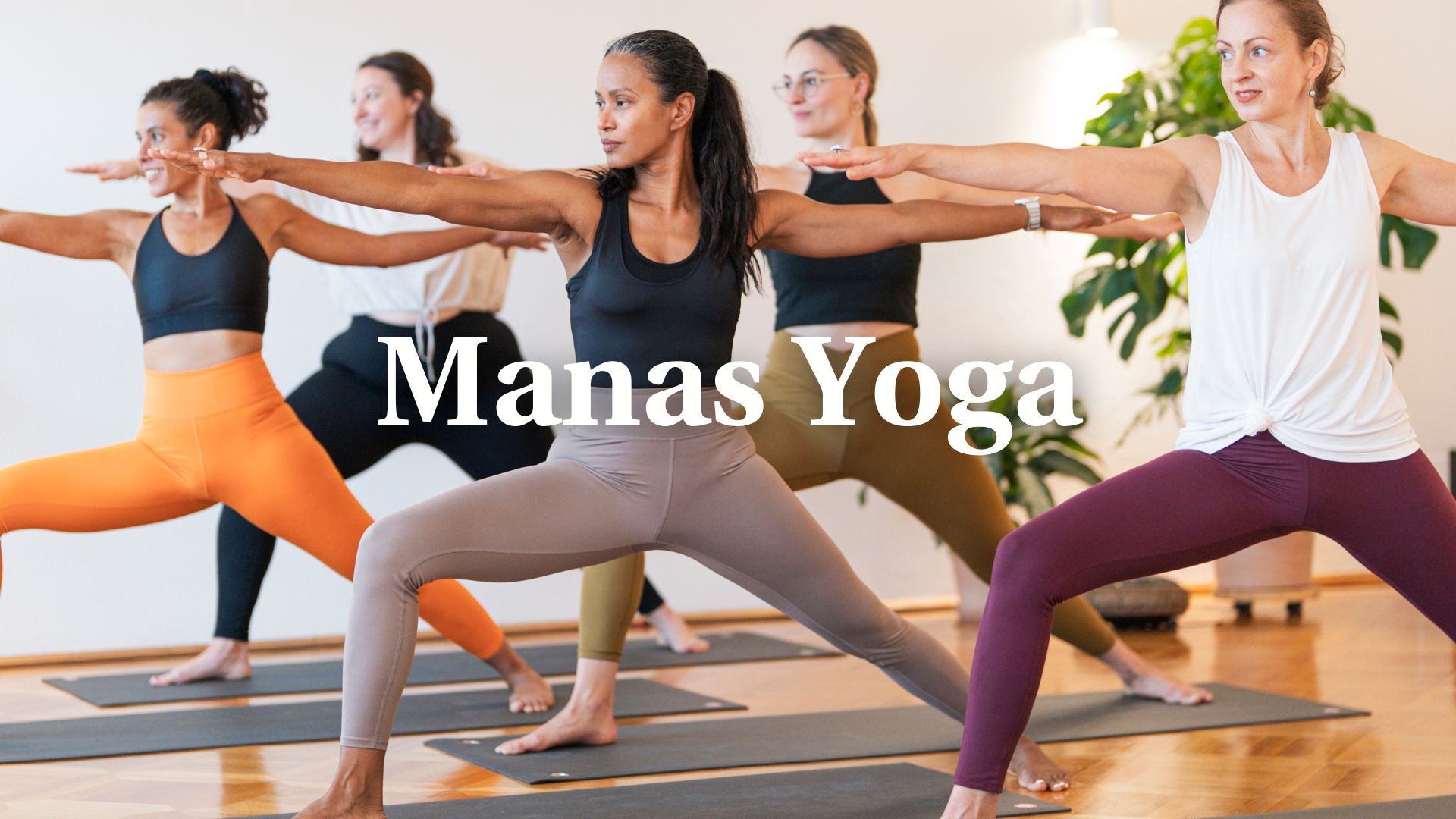 Komm mit uns zu Manas Yoga